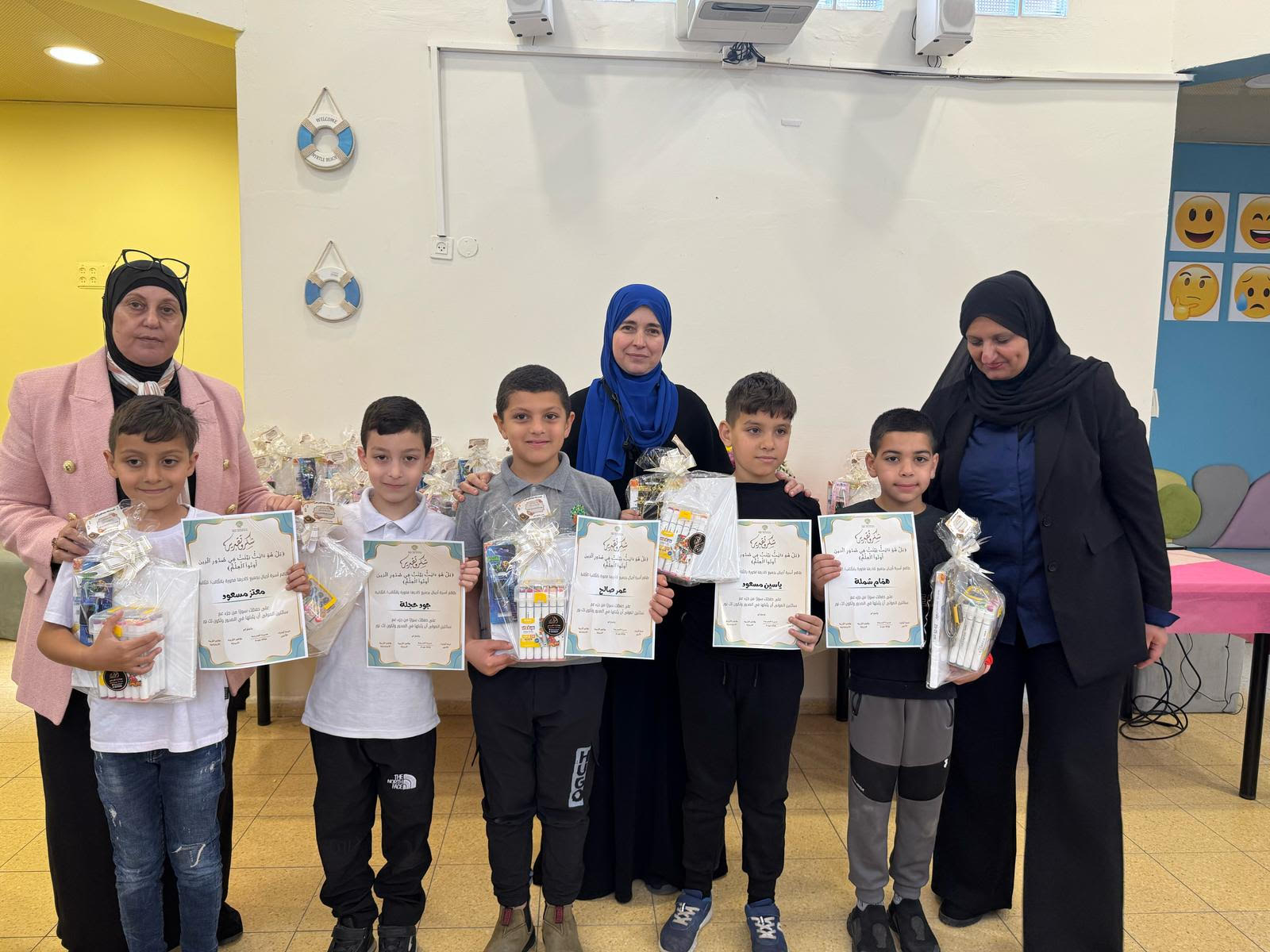 تكريم 38 حافظ لسور من جزء عمّ  في مدرسة أجيال الابتدائية في جلجولية 